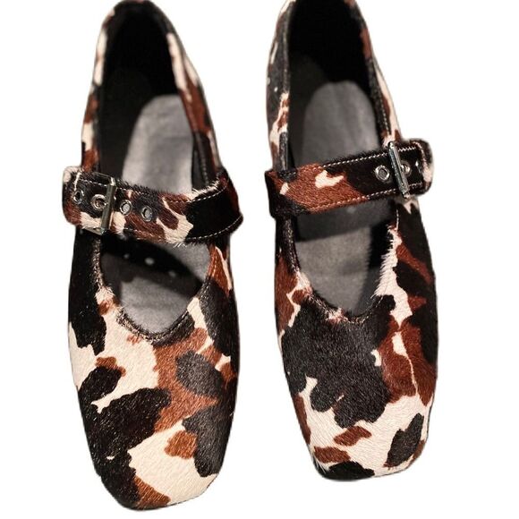 BOUTIQUE Vegan Cowhide and Leather Mary Jane Flats - Picture 2 of 8